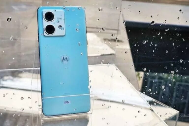 वाटरप्रूफ Moto Edge 40 Neo छूट के साथ करें इतनी कीमत में ऑर्डर, जानें ऑफर