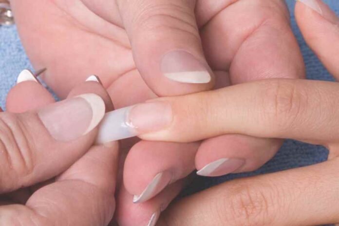 Nail Vastu Tips