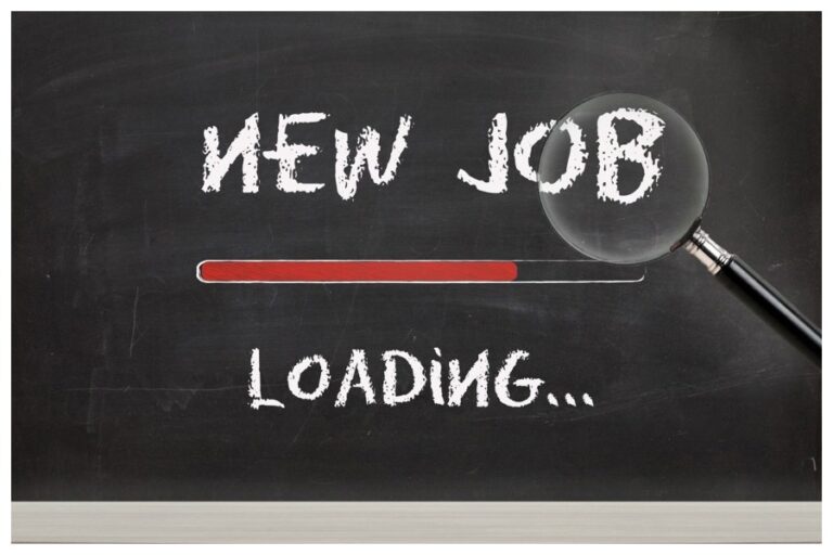 New Job Tips: उज्जवल भविष्य और तरक्की के लिए नई जॉब के लिए इन बातों पर करें गौर, तभी Job Offer को कहें ‘हां’