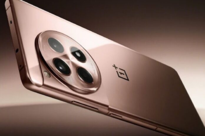 OnePlus 12R.