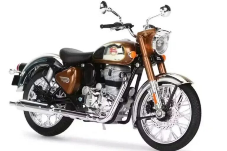 Royal Enfield Classic 350 के शौकीन केवल 7,624 रूपये की EMI पर खरीदें बुलेट, जानें डिटेल