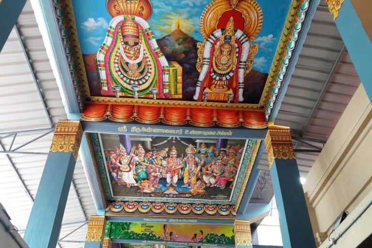 Love Marriage Astro: शीघ्र प्रेम विवाह के लिए इस मंदिर में देवी मां को भेंट करें लाल साड़ी