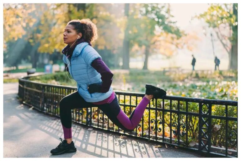 Exercise In Winter: सर्दियों में एक्सरसाइज करते समय जरूर रखें इन खास बातों का ध्यान, रहेंगे फायदेमंद