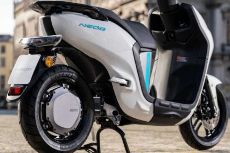 फर्राटेदार रेंज के साथ Yamaha Neo Electric Scooter ने भरी रफ्तार, जानें कीमत और खास फीचर्स