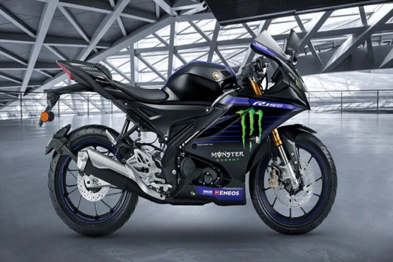 Yamaha R15 मचा रही ऑटो सेक्टर में धूम, केवल 28 हज़ार में लाएं घर