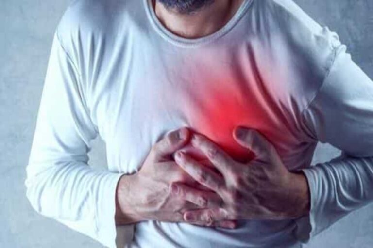 Healthy lifestyle Tips: सर्दियों में स्ट्रेस लेना बना सकता है जानलेवा