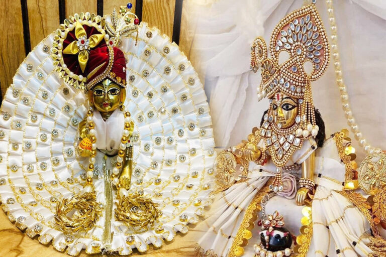 Laddu Gopal: घर में हैं लड्डू गोपाल तो ना करें ये भूल, जान लें ठाकुरजी के सेवा के नियम