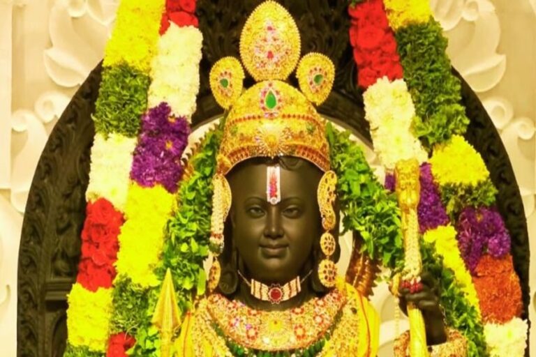 Ram Mandir: कैसे होती है मूर्ति की प्राण प्रतिष्ठा, जानिए स्नान से लेकर आईना दिखाने तक की प्रक्रिया