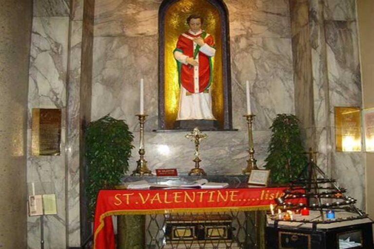 Valentine Day: प्रेम का नहीं बलिदान का प्रतीक है वैलेंटाइन डे, 14 फरवरी को हुई थी प्यार को फांसी