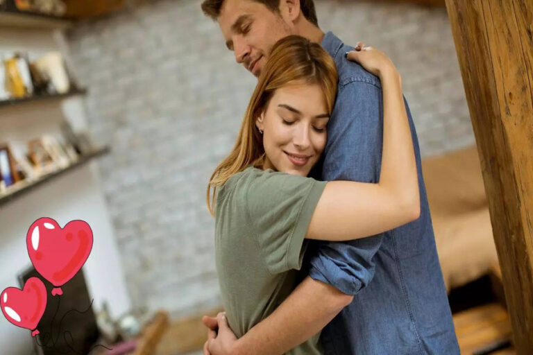 Happy Hug Day: बिना शब्दों के गले लगाकर ऐसे बनाएं हग डे को खास