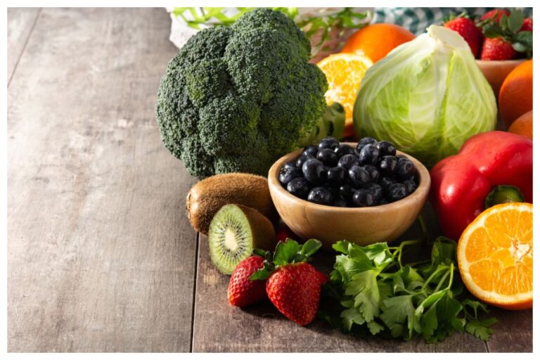 Healthy Food Plan: हेल्दी और स्वस्थ रहने के लिए डाइट प्लान में शामिल करें ये फूड्, नहीं होंगे कभी सालोंसाल बीमार
