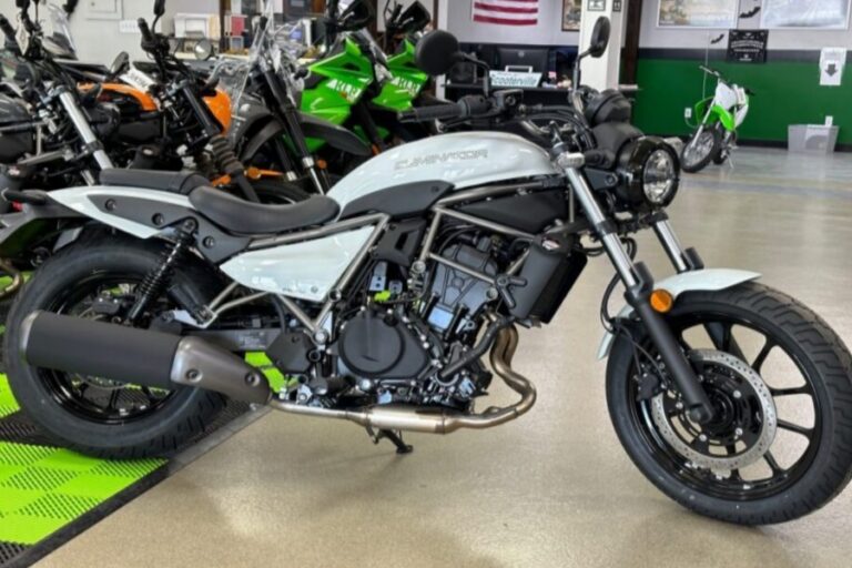 Kawasaki Eliminator अब देगी सभी क्रूज़र बाइक को टक्कर, तगड़े लुक के साथ कड़क फीचर्स