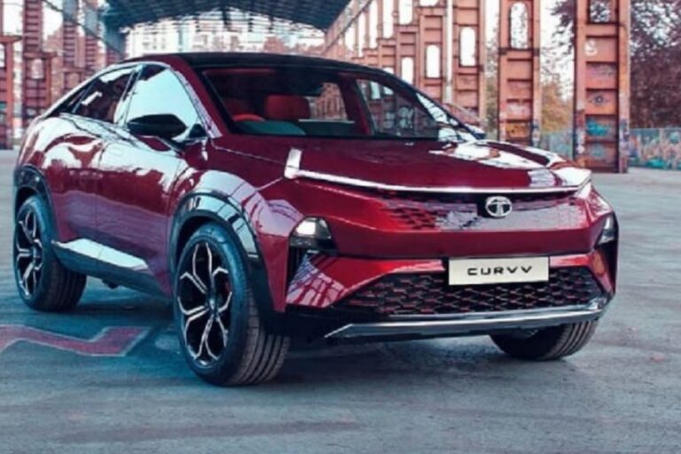 सबके परखच्चे उड़ाने आई Tata Blackbird SUV शानदार एक्सटीरियर के साथ खास फीचर्स
