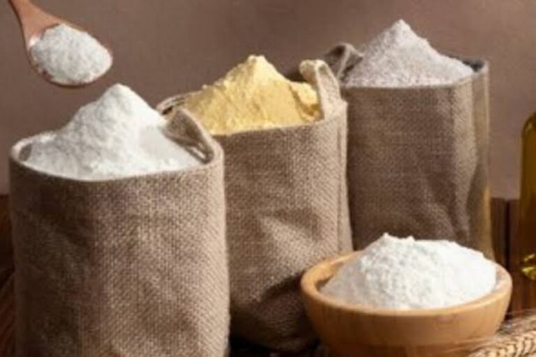 Health Tips: आप भी खाते हैं पैकेट बंद आटा तो हो जाएं सावधान, सेहत को हो सकते हैं ये गंभीर नुकसान