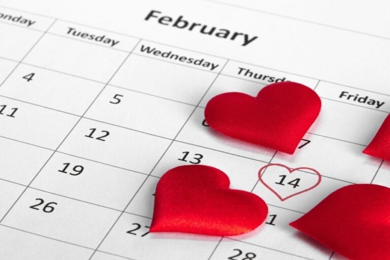 Valentine Week: वेलेंटाइन कैलेंडर से जानें 7 फरवरी से 14 फरवरी तक कैसे मनाएं वेलेंटाइन