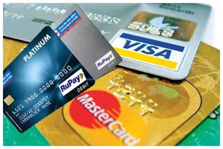 Credit/Debit Card Using Tips: डेबिट और क्रेडिट कार्ड यूज करते समय ये 8 जरूरी बातें बचाएंगी