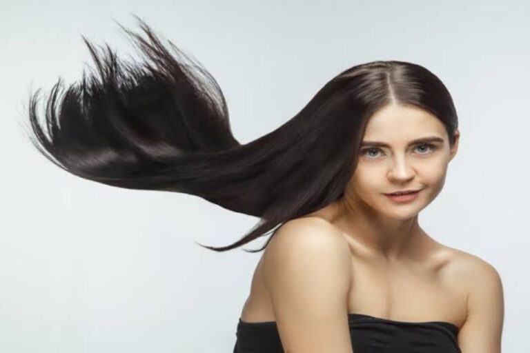 Hair Care Tips: बालों के तेजी से ग्रोथ के लिए अपनाए यह घरेलू टिप्स, बढ़ जाएगी बालों की चमक 