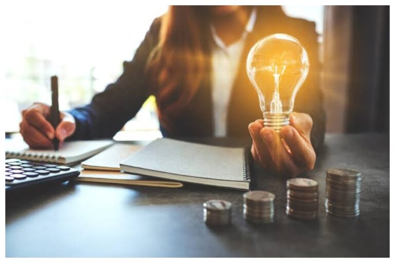 Business Idea: बेहद कम पैसे खर्च करके शुरू करें ये बिजनेस, हर महीने होगी बंपर कमाई, जानिए डीटेल्स