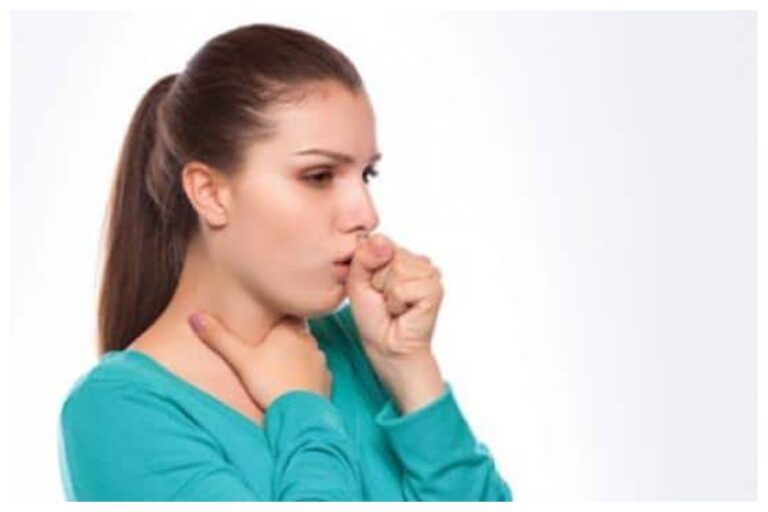 Dry Cough Remedies: सूखी खांसी ने कर दिया है परेशान तो अपनाएं ये घरेलू टिप्स, तुरंत मिलेगा राहत