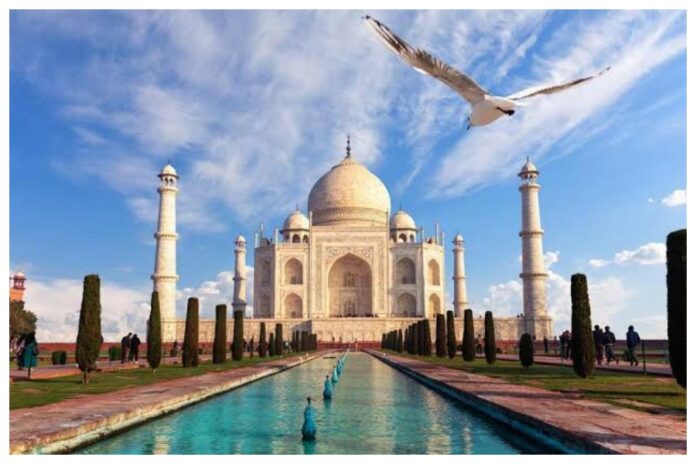 Taj Mahal Amazing Facts