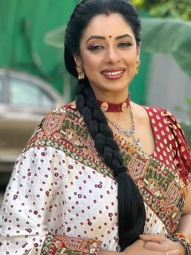 Rupali Ganguly Networth: करोड़ों का घर और प्रॉपर्टी होने के बाद भी सिंपल लाइफ जीती है रूपाली गांगुली, जाने अनुपमा का नेटवर्थ
