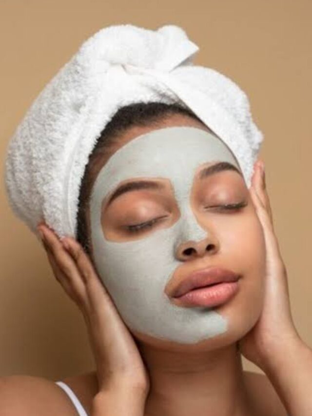 Skin Care : बार-बार करते हैं ब्लीच का इस्तेमाल तो हो जाएं सावधान, हो सकते हैं ये गंभीर नुकसान
