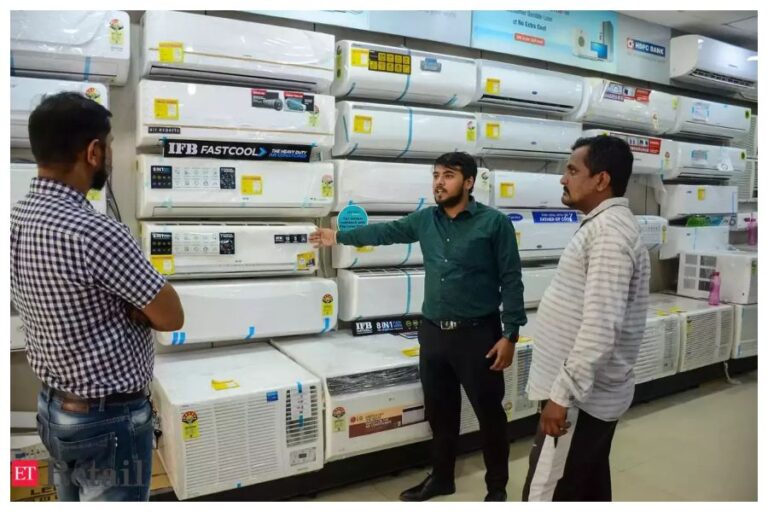Air Conditioner Sale: बंपर डिस्काउंट, आधी कीमत में मिल रहे हैं Godrej, Daikin और Lloyd के ये 5 स्टार एसी, यहां से खरीदें