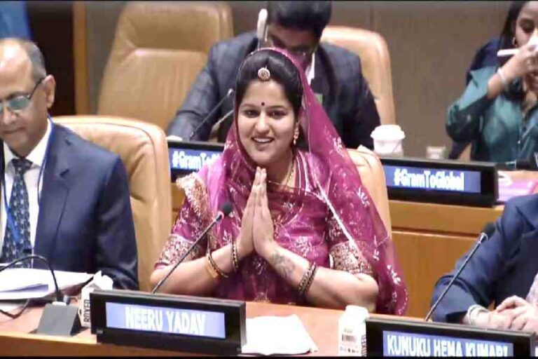 Hockey Wali Sarpanch Neeru Yadav