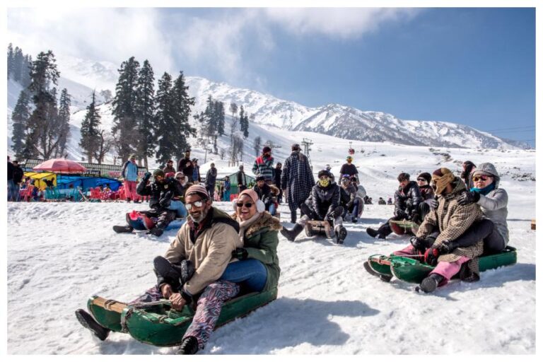 IRCTC Kashmir Tour: ‘कश्मीर’ की करनी है सैर तो आईआरसीटीसी के इस सस्ते टूर पैकेज में की जानें खासयितें