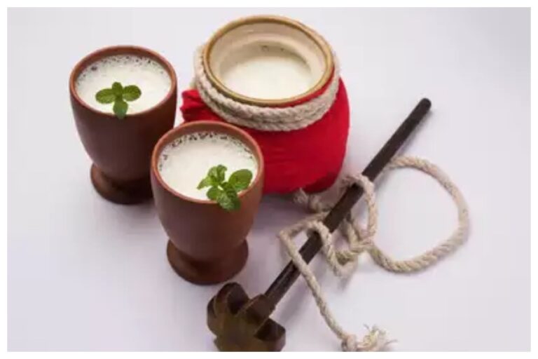 Lassi Benefits In Summer: गर्मियों में रोजाना लस्सी पीने से ढ़ेरों फायदें, आप भी जानिए