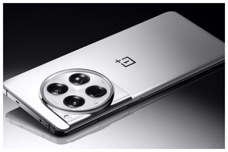 OnePlus 12 Discount: भारी छूट, 18 हजार में खरीदें 65 हजार वाला फोन, ऑफर की डिटेल यहां