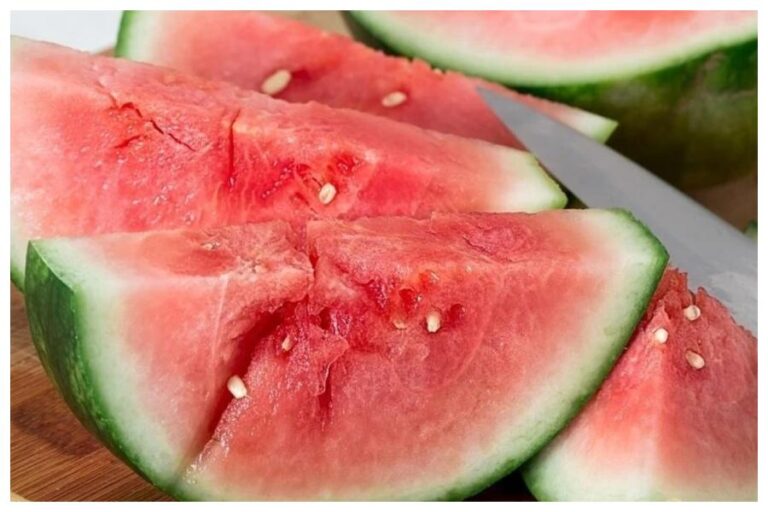Watermelon In Summer: हर दिन तरबूज खाना है फायदेमंद, जानें क्या है सच