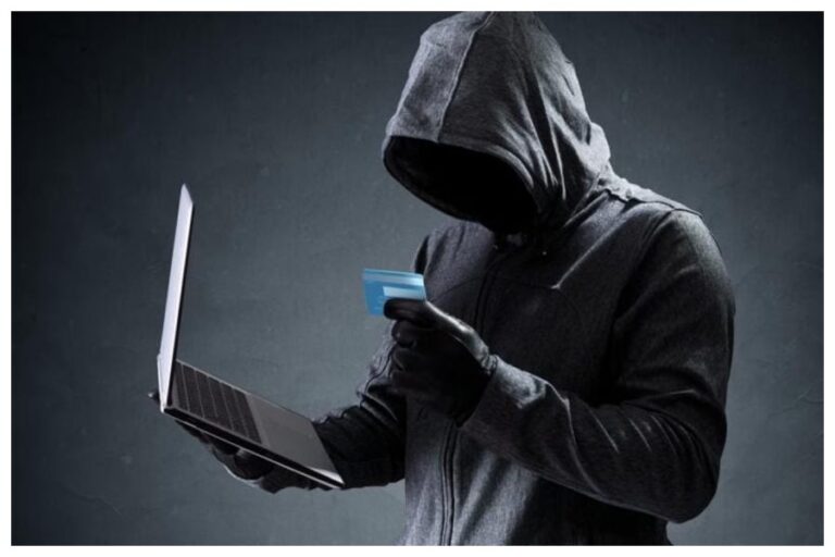 Pan Card Fraud: अब इस तरह रखें अपना पैन कार्ड सेफ एंड सिक्योर, नहीं कर पाएगा कोई फ्रॉड