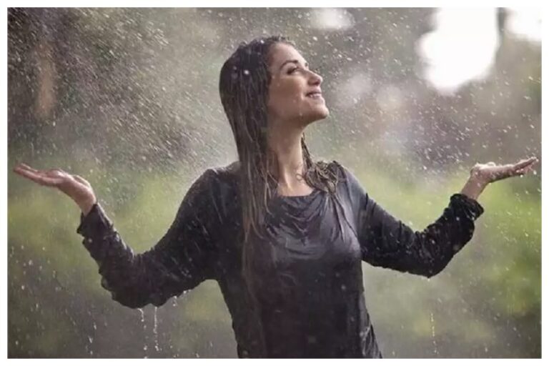 Bathing In Rain