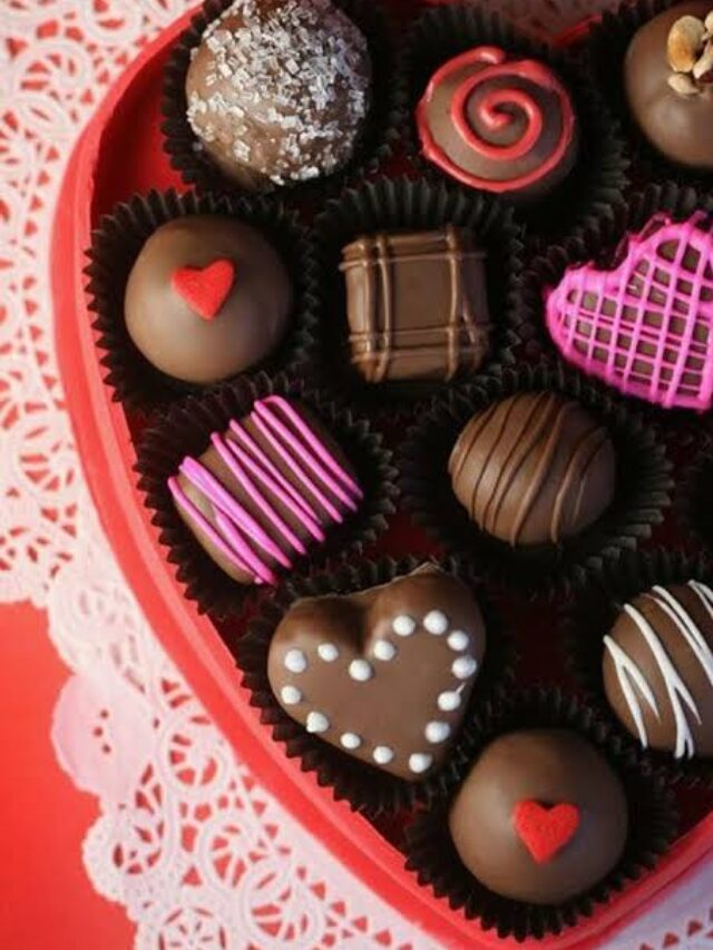 Chocolate: चॉकलेट से भी बदल सकते हैं अपना भाग्य,जानी है राशि के अनुसार कौन सा फ्लेवर आपके लिए है लकी