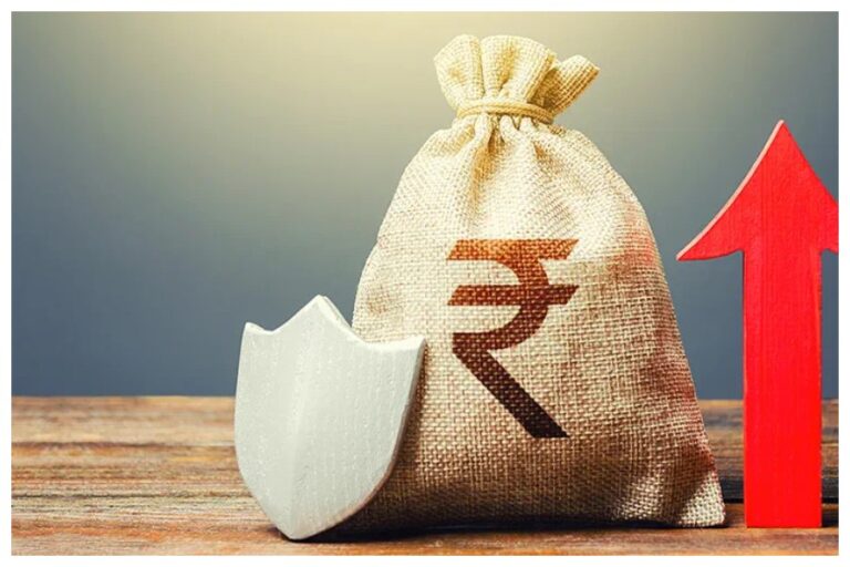 Highest Interest Rates On Fixed Deposit: इन बैंकों ने दिए FD पर ज्यादा रिटर्न, अब निवेश पर आपकी भी होगी बल्ले-बल्ले