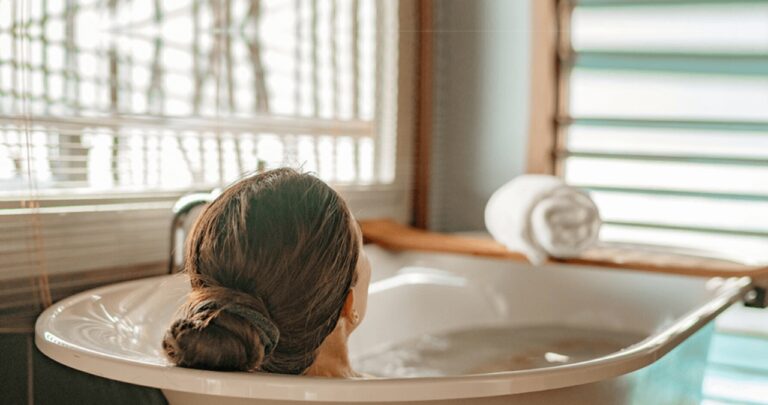 Hot Water Bath Benefits