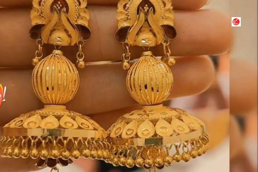 Gold Jhumka For Diwali