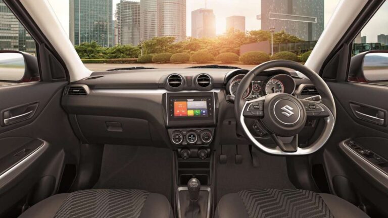 Maruti की इस कार की कीमत 7 लाख से कम, माइलेज 32 के पार, जानें शानदार फीचर्स