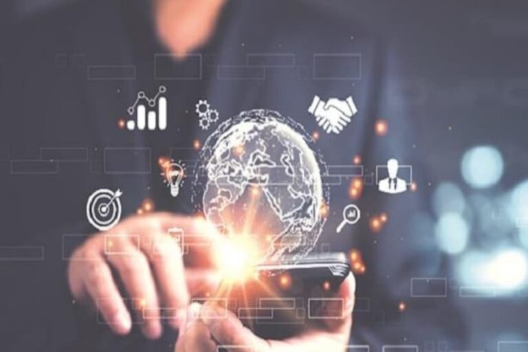 भारतीय GCC उद्योग 2030 तक 100 अरब डॉलर के आकार में बदलने की दिशा में, रोजगार के अवसरों और विकास की संभावना।