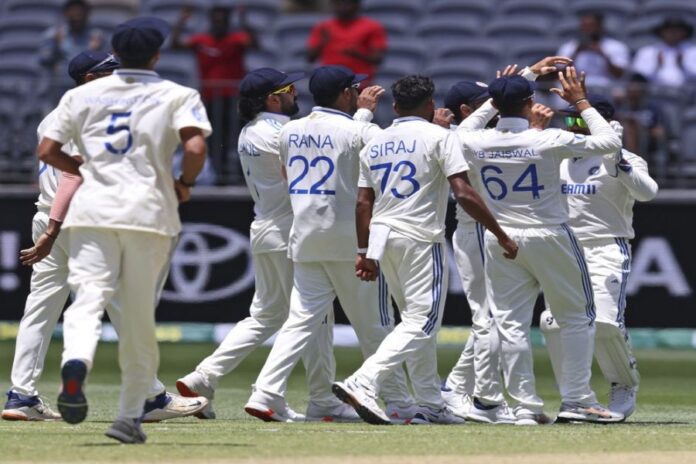 resized_photo_1732521944038 Ind vs Aus पर्थ टेस्ट में भारत की ऐतिहासिक 295 रनों की जीत पर टीम इंडिया की खुशी, सीरीज में 1-0 की बढ़त।