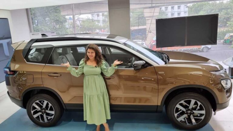 Toyota Innova को टक्कर देती है Tata की ये कार, 16 की माइलेज और कीमत बस जरा सी…