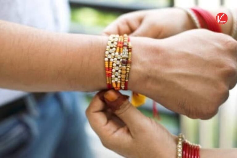 Raksha Bandhan 2025: रक्षाबंधन के बाद कब और कैसे उतारनी चाहिए बाँधी हुई राखी? जानें यहां