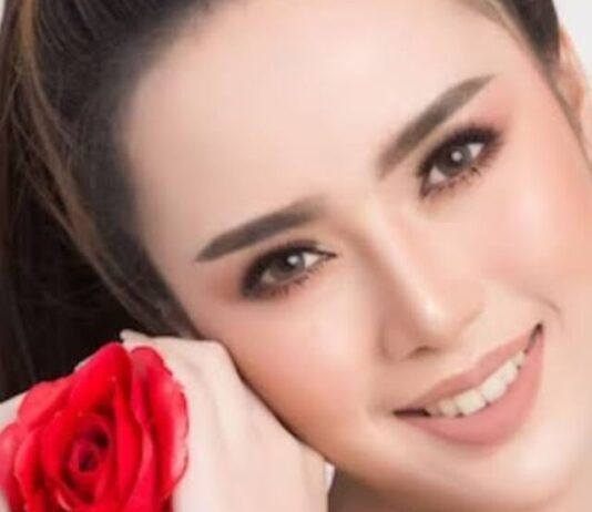 Beauty Tips: इस तरह कर गुलाब के पंखुड़ियां का इस्तेमाल, चेहरे से जुड़ी कई समस्याएं होंगी दूर Beauty Tips