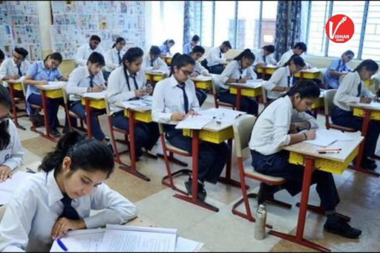 CBSE Exam 2026: CBSE बोर्ड परीक्षा में उत्तर लिखने को लेकर सख्ती, नियमों की अनदेखी पर कट सकते हैं पूरे अंक